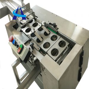 egg cracking machine